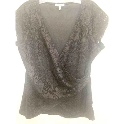Blusa Maurices Negra Larga Grande Imitación Envoltura Encaje Profundo Cuello en V Sexy Glamour Romántica Foto 1 de 4