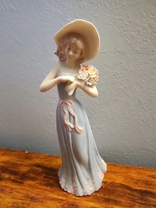 Figura House of Loyd 1998, Gathering Flowers Girl - Imagen 1 de 3