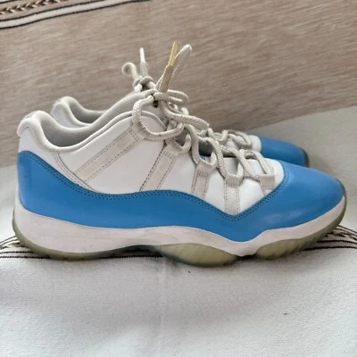 Jordan 11 retrô cano baixo masculino tamanho 8 branco azul UNC 2017 - Imagem 1 de 4