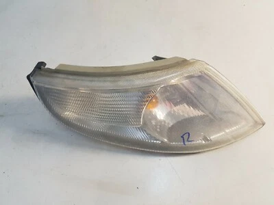 Indicador delantero derecho Saab 9-5 Estate '00 YS3E 2.0 T Valeo 6704 Foto 1 de 4