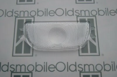 Объектив парковочного фонаря 1951-1952 Oldsmobile 88 Super 88. Guide F3-51 - Изображение 1 из 4