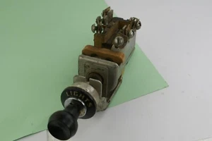 1950 FORD HEADLIGHT SWITCH - Picture 1 of 7