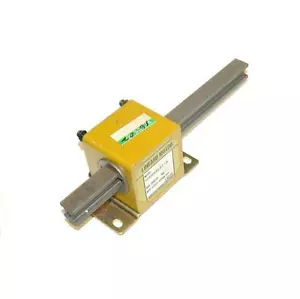ORIENTAL MOTOR UPH566LB1-A LINEARD MOTOR GETRIEBE SCHUB 7 KG 250 U/min - Bild 1 von 1