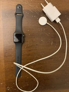 apple watch serie 3(2017) 38mm - Picture 1 of 4