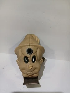 Raro temperamatite vintage anni 50 Disney Pinnochio metallo resina naso rotto - Foto 1 di 13
