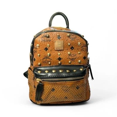 Mochila pequeña MCM Stark Visetos coñac Foto 1 de 4