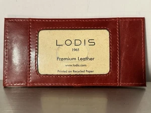 NEU Lodis rot Leder langes Ausweisfenster schmale Karten Geldbörse SELTENER FUND - Bild 1 von 4