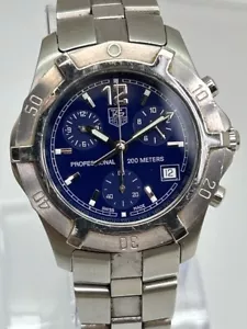 Tag Heuer Professional Quadrante Blu Cronografo 200 metri ref. CN1112 (NJL028427) - Foto 1 di 10