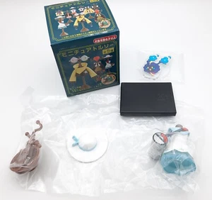 Pokemon Centro Lillie Disfraz Conjunto 3" Miniatura Figura Juguete Cosmog Acrílico - Imagen 1 de 2