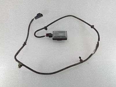 Dodge Ram 1500 2012-2017 luz de lámpara debajo del capó con arnés de cableado 68090861AA Foto 1 de 4