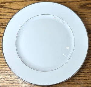 CRISTAL Speiseteller 10,5" Bernardaud Limoges Frankreich Phoebe Platin Porzellan - Bild 1 von 2