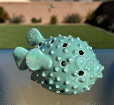 FIGURA ESCULPIDA DE CERÁMICA PEZ GLOBO LIKE DECORACIÓN NÁUTICA JUNTO AL MAR Azul Foto 1 de 4