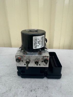 2010-2012 MITSUBISHI LANCER ANTI LOCK BRAKE SYSTEM ABS PUMP MODULE 4670A561 OEM - Image 1 of 3