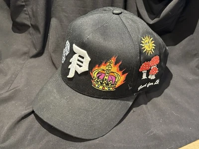 Gorra SnapBack Primitive “Live Now, Pay Later” Foto 1 de 4