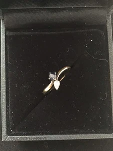 Damen Gold Gestempelt 333 Er Gold  Steine Sind Hecht Siehe Bilder  - Bild 1 von 5