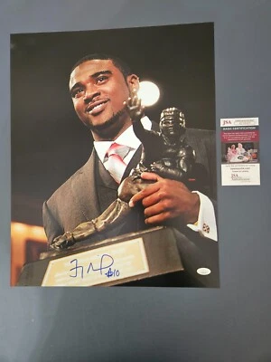 Trofeo Heisman firmado por Trofeo Heisman de 16" x 20" por Trofeo Fotografía en color - Certificado de autenticidad JSA Foto 1 de 4