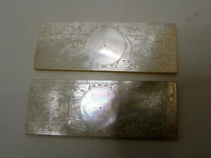 ANTIQUE MOTHER OF PEARL MOP CHINESE GAMING CHIP TOKEN COUNTER X2 - Picture 1 of 3
