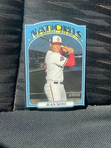 2021 Topps Heritage Juan Soto 1972 Mini Die Cut SP Black Border #72DC-21 - Picture 1 of 2