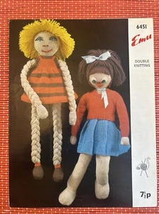 2 STRICKPUPPEN SONNENBLUME SUSIE DOLLY DAYDREAM VINTAGE 70’er STRICKMUSTER 6451 - Bild 1 von 3