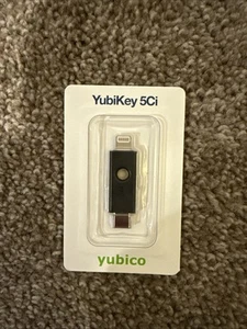 NEUF Yubico YubiKey 5Ci Clé de Sécurité Double Connecteur USB-C Deux Facteurs Authentifier - Photo 1/2