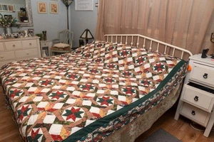 A Beautifu  Red and Green Star Quilt 94  by  84 - Picture 1 of 5