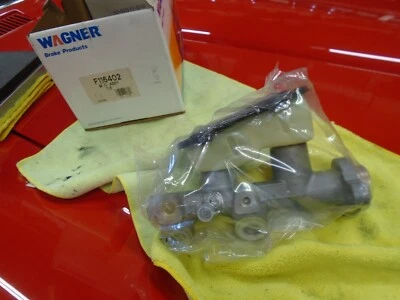 Cilindro maestro de freno Wagner F116402 para 80-83 Buick Chevy Olds Pontiac 7/8 Foto 1 de 3
