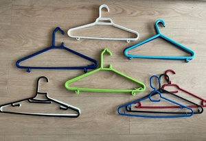 19x Clothing Hangers Mixed Sizes - Picture 1 of 6