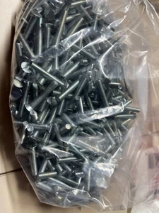 650 Stck. M5 x 30 mm Schlitzbolzen/Schraube - Bild 1 von 2