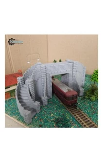 Sehr schöne Fussgängerbrücke geeignet für die Spuren H0,TT, N und Z - Imagen 1 de 11