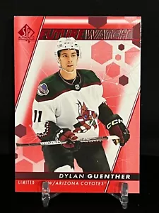 2022-23 SP Autentico Orologio Futuro Rosso Dylan Guenther #143 Rookie RC - Foto 1 di 2