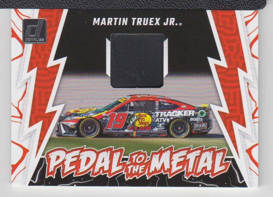 MARTIN TRUEX Jr.  : DONRUSS 2024 - PEDAL TO THE METAL - PATCH - CARD No. PMM-MTJ - Image 1 of 2