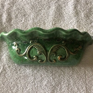 Vintage Keramik grüne Glasur Wandtasche mit Rollrelief Retro Garten Küche - Bild 1 von 24