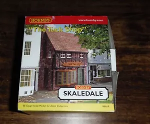 Hornby OO Gauge Skaledale R8619 The Tuck Shop - Picture 1 of 1