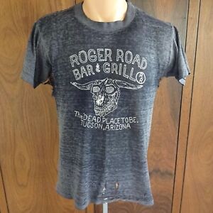 70s Vtg ROGER RD BAR & GRILL Tucson AZ Single Stitch Paper Thin Trashed T Shirt