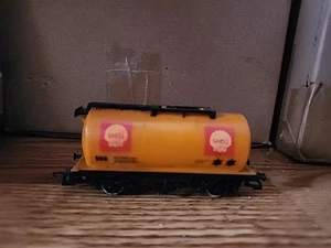Ho Scale Hornby Shell Tank Car - Picture 1 of 6