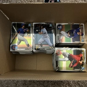 Lotto oltre 250 Bowman Chrome 2019 più oltre 200 Bowman prima cromatura 2019 - Foto 1 di 3