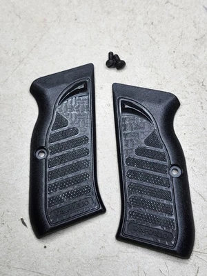 Empuñaduras de cuadro grandes EAA Tanfoglio Witness tamaño completo .45 45acp .40 10 mm usadas OEM Foto 1 de 4