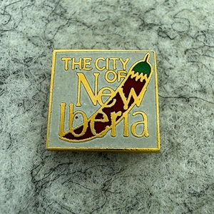 Vintage The City of New Iberia Louisiana Cajun Pepper Jacket Hat Vest Lapel Pin - Picture 1 of 3