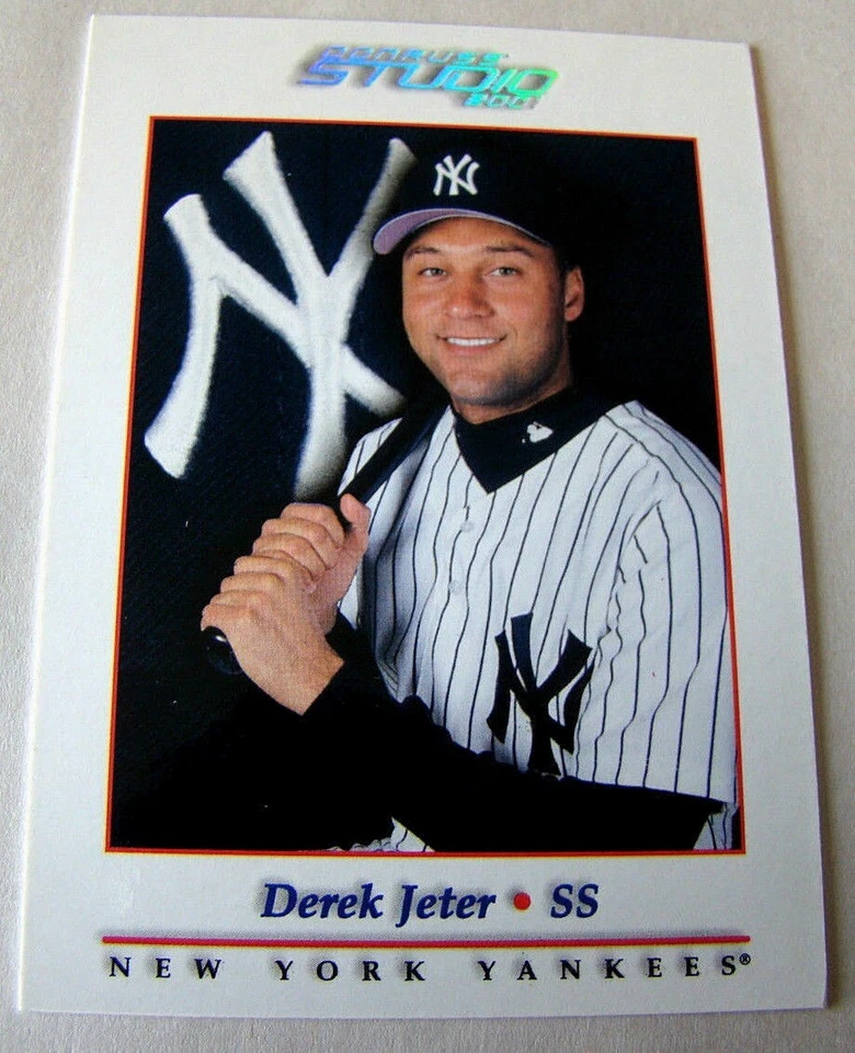 Derek Jeter 2001 Donruss Studio #5 ~ ¡Bonito retrato!  Foto 1 de 1