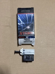 Duralast Stoplight Switch SW5437 Fits Some Jeep Dodge and Chrysler Models - Picture 1 of 3