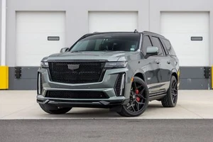 2024 Cadillac Escalade AWD 4dr V-Series - Picture 1 of 40