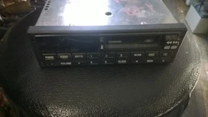 Radio Am-fm-cassette Fits 97 PROBE 25645 - Picture 1 of 1