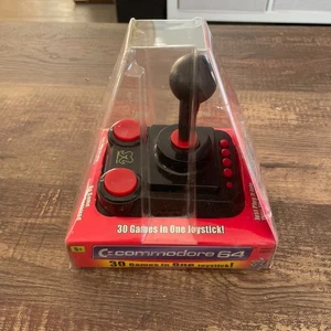 BNIB 2004 Commodore 64 DTV Mammoth Toys Retro C64 Joystick Game Console Unopened - Picture 1 of 5