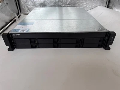 QNAP TS-877XU-RP mit 8 x 8 TB HDD, NAS - Bild 1 von 4