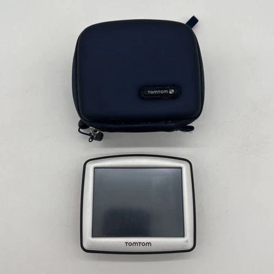 TomTom XL N14644 CANADA 310 Automotive GPS 4.3" Touchscreen + Case & Car Charger - Image 1 of 4
