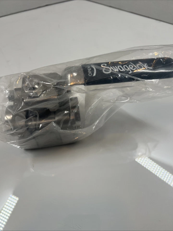 Swagelok SS-65TF16 из нержавеющей стали ручной шаровой клапан 1 дюйм - Изображение 1 из 4