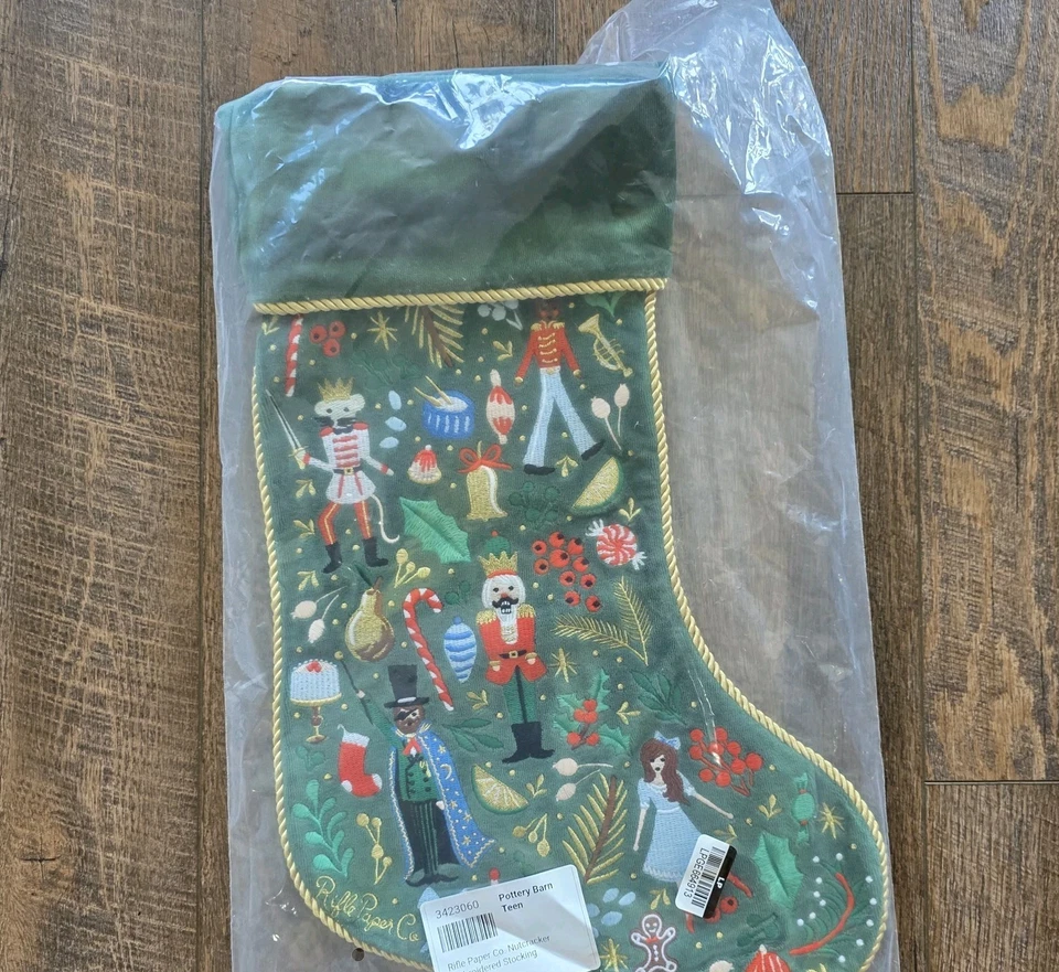 Medias bordadas Pottery Barn Rifle Paper Co. Cascanueces NUEVO Foto 1 de 1