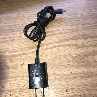 Motorola (SPN5838A) 5V 550mA Wall Charger for Micro USB Devices - Black - Image 1 of 4