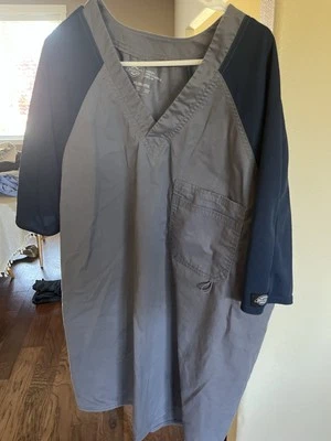 3 Dickies Scrubs Men's Tops XXXL Pre-owned Nice! - Image 1 of 3