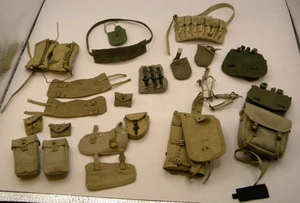 Maßstab 1:6 WWII British, US, GERMAN - Rucksack Konvolut Dragon Toys, 21. Jahrhundert - Bild 1 von 9